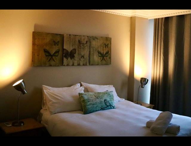 2 BEDROOM APARTMENT TO LET IN POINT WATERFRONT